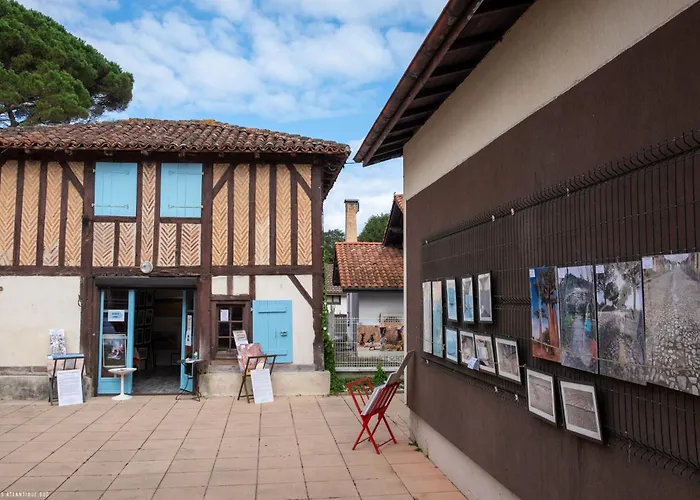 Bed & Breakfast D'hotes De Franc 3*